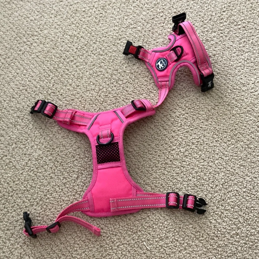 NEW PoyPet Safety Dog Harness Three Buckle Hot Pink Size Small Multi-Way NWOT